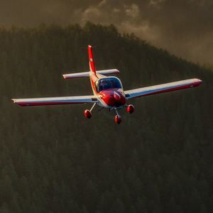 самолет для обучения