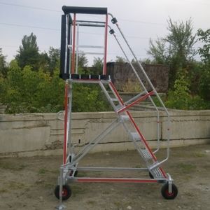 стремянка для технического обслуживания 1