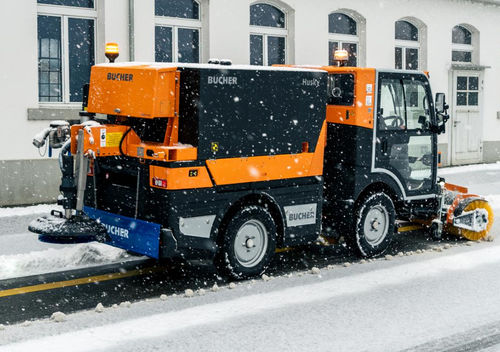 Машина для противообледенительной обработки для аэродрома - Husky Le - BUCHER MUNICIPAL - скребок
