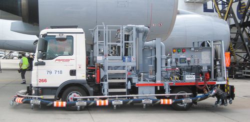 Бензозаправочная колонка для аэропорта - KAR KUNZ AVIATION REFUELING GMBH - с подъемной платформой / на грузовике