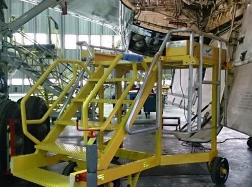 Платформа для технического обслуживания для самолета - 1951.00 - LANGA INDUSTRIAL - для технического обслуживания самолетов / из алюминия
