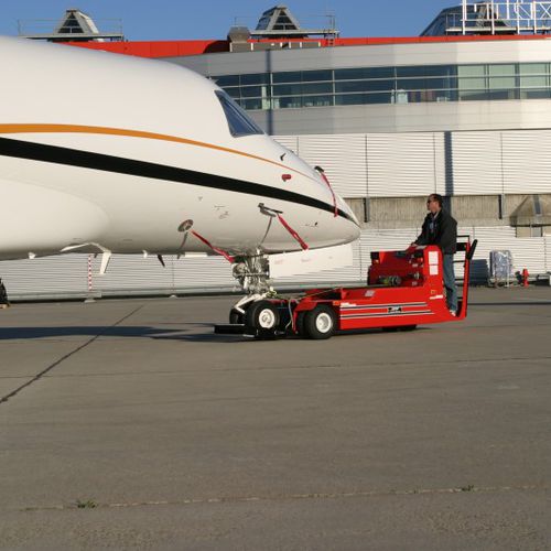 Трактор для буксировки - 87 - OSHKOSH AEROTECH - для летательного аппарата / для вертолета / электрический