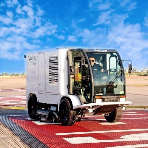 Машина для уборки аэродрома - CY5 series - CYCLONE TECHNOLOGY - на грузовике / для очистки поверхности / струей воды
