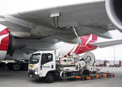 Бензозаправочная колонка для аэропорта - REFUEL INTERNATIONAL - на грузовике / с подъемной платформой / буксируемая