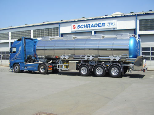 Самоходная цистерна для подвоза горючего - SCHRADER T+A FAHRZEUGBAU GMBH & CO. KG - для аэропорта