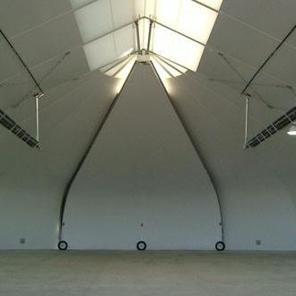 Раздвижной ворота для ангара - SPRUNG STRUCTURES LTD. - автоматический / из ткани