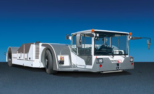 Трактор для буксировки - CHARGER 380 - TREPEL AIRPORT EQUIPMENT GMBH - для летательного аппарата / электрический / без буксировочной штанги