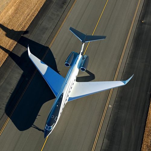 Частный самолет - G700 - GULFSTREAM - служебный / двухмоторный / 11 - 20