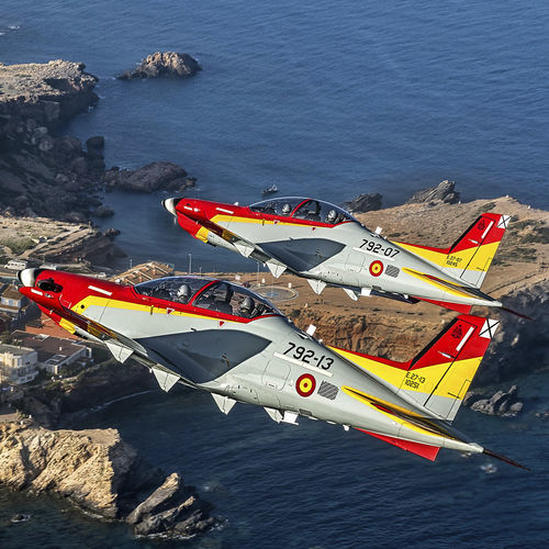 Самолет для обучения - PC-21 - PILATUS AIRCRAFT LTD - для туризма / одномоторный / с турбовинтовым двигателем