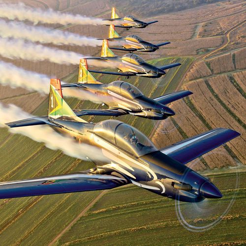 Самолет для туризма - PC-7 MKX - PILATUS AIRCRAFT LTD - для обучения / одномоторный / с турбовинтовым двигателем