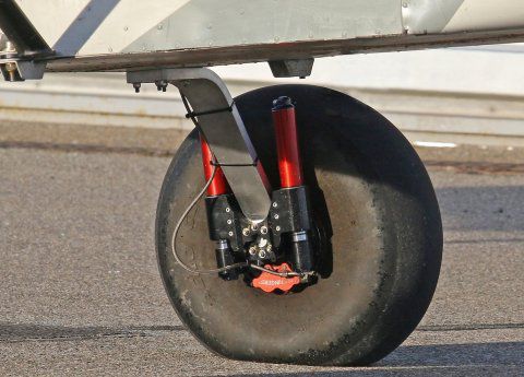 Противооткатный упор для колеса для летательного аппарата - BERINGER AERO - из каучука / двойной