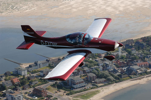 Самолет для обучения - B600 ATTRACTION - Breezer Aircraft GmbH & Co. KG - одномоторный / четырехтактный двигатель / двухместный