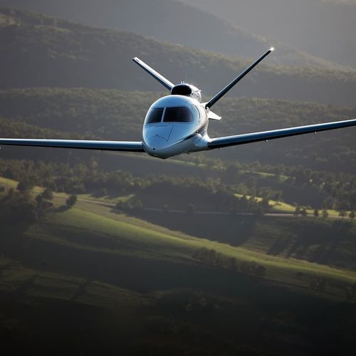 Частный самолет - VISION - CIRRUS Aircraft - служебный / одномоторный / 0 - 10 чел.