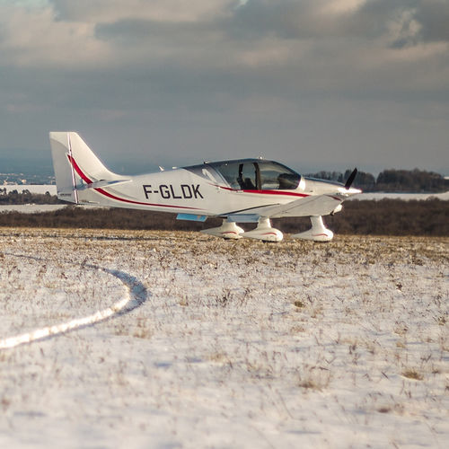 Самолет для обучения - DR401 - 160A - Robin New Aircraft - одномоторный / с поршневым двигателем / 4 места