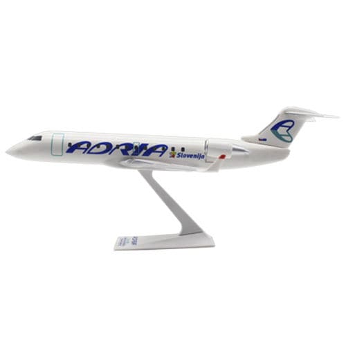 Макет самолета 1/100 - CRJ-200 - Long Prosper Enterprise Co Ltd