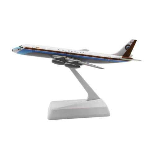 Макет самолета 1/250 - DC-8 - Long Prosper Enterprise Co Ltd