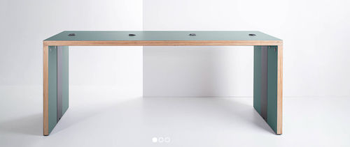 Загрузочный стол - Bridge - OMK Design Ltd - для аэропорта / из ламината / дерево