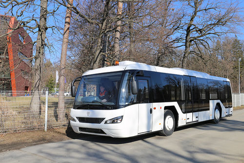 Автобус для аэропорта - VIVAIR 60S - TAM - Europe Ltd. - 51 + / кондиционируемый / 8 мест