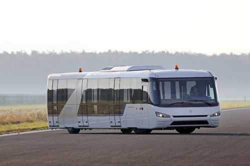 Автобус для аэропорта - VIVAIR 104WL - TAM - Europe Ltd. - 144 чел. / кондиционируемый