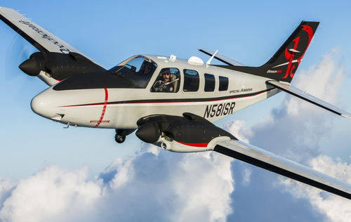 Служебный самолет - Baron G58 - Beechcraft - двухмоторный / с турбовинтовым двигателем / 1 место