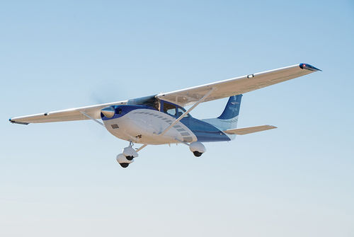 Самолет для туризма - Turbo Skylane® - CESSNA AIRCRAFT COMPANY - одномоторный / с поршневым двигателем / 4 места
