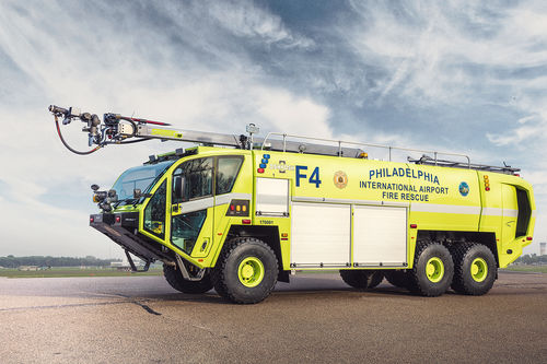 Пожарная машина для аэропорта - Oshkosh Airport Products - 6x6