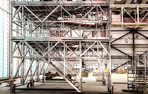 Док для обслуживания для самолета - ALTEC Aluminium Technik GmbH - для носовой части машины / мобильный / регулируемый