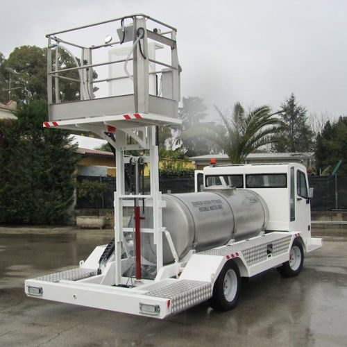 Самоходное транспортное средство для питьевой воды - AP DC series - Darmec Technologies S.r.l - с расходомером / с подвесной системой / для аэропорта