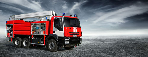 Пожарная машина с телескопической лестницей - IVECO MAGIRUS