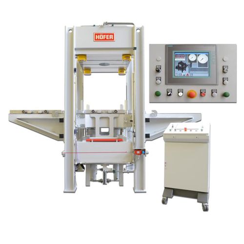 Гидравлический пресс - RTM   - HÖFER PRESSTECHNIK GMBH - для формовки / для авиационно-космической промышленности