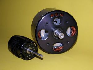 Электродвигатель для дрона - 4400 Series - NEUMOTORS - 5 кВ...10 кВ / 8-180 г