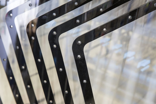 Лобовое стекло для вертолета - PLEXIGLAS® - PLEXIWEISS GMBH - акриловое / поликарбонат / прокрашенное