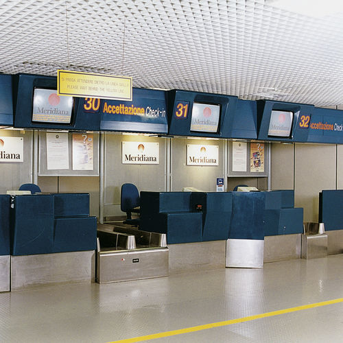 Стойка для регистрации - Fiumicino - Roma - CUTINI GROUP SRL - для посадки / для аэропорта