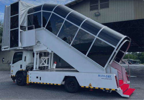Лестница для посадки на судно - PSV 2458 - BLISS-FOX by Panus GSE - с покрытой зоной / самоходная / для пассажиров