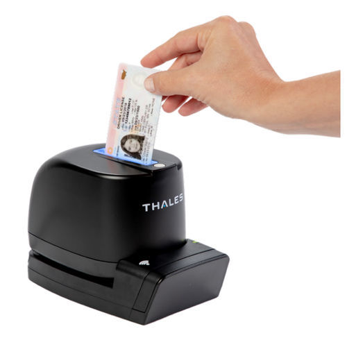 Считыватель для документов для удостоверения личности - CR5400i - Thales - Cybersecurity & Digital Identity - для водительских прав / RFID / OCR