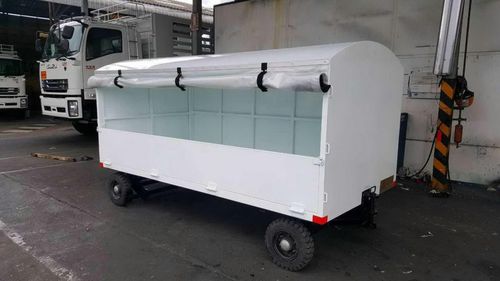 Багажная тележка для терминала аэропорта - Sammitr Motors Manufacturing PLC - с брезентом
