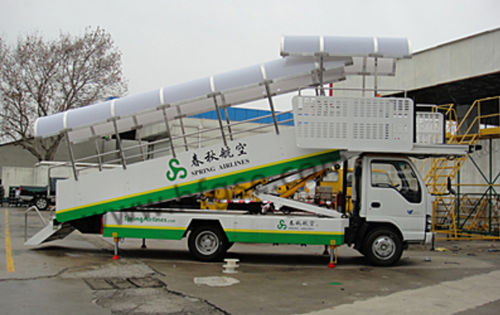 Лестница для посадки на судно - HFKT4800 - Shanghai Hangfu Airdrome Equipment Co., Ltd. - мобильная / с покрытой зоной / для самолета