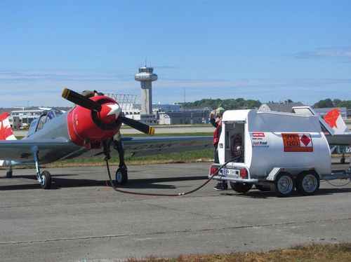 Буксируемая цистерна для подвоза горючего - Fuel Proof - дизельная / для авиационного бензина / Jet A-1